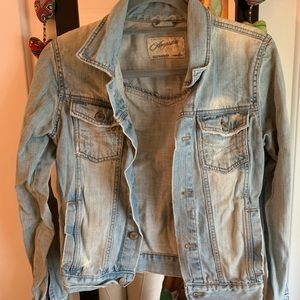Aeropostale distressed light wash jean jacket size medium. GUC